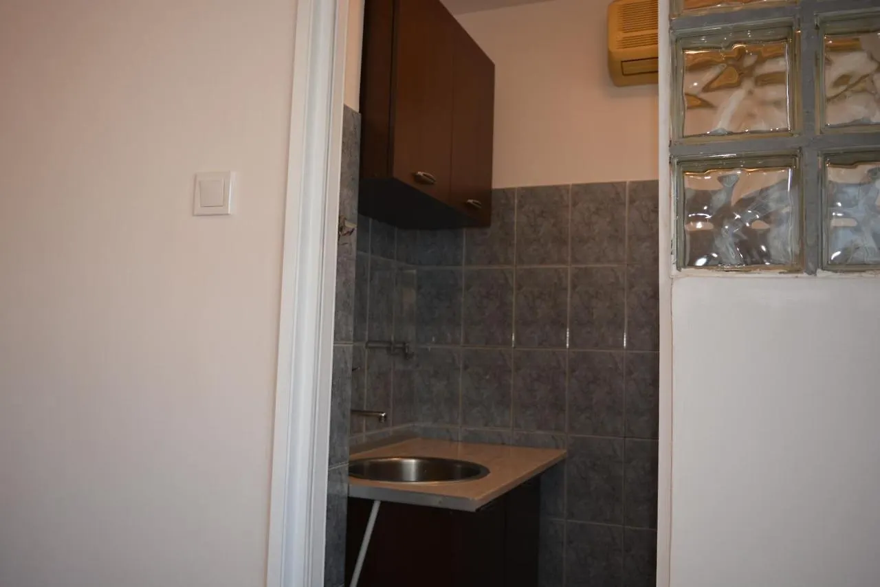 Iulia Studio 9 Bucharest Apartment